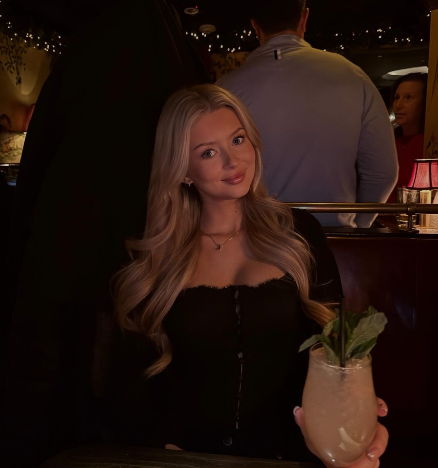 Fit blonde UK slut with great tits #uOTgHVjQ