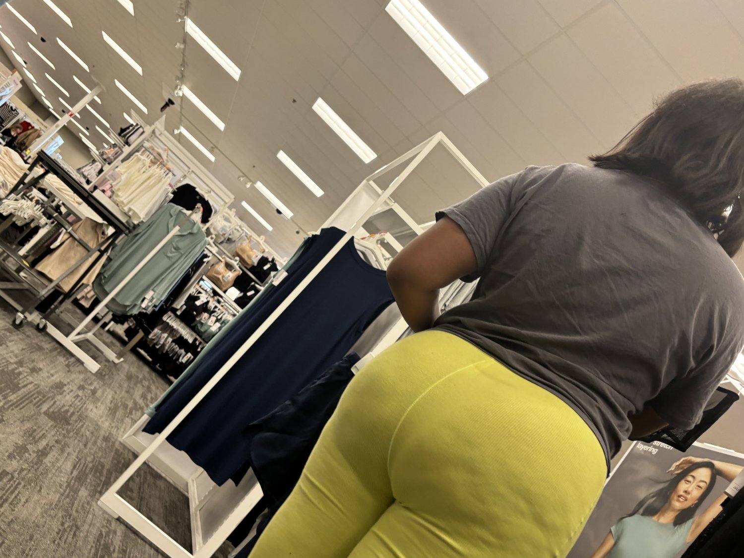 Top tier Ebony booty candid #GoegxCW3