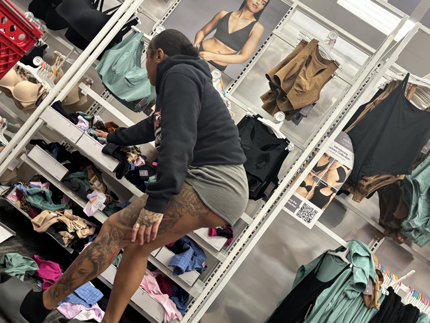 Top tier Ebony booty candid #weacOuik
